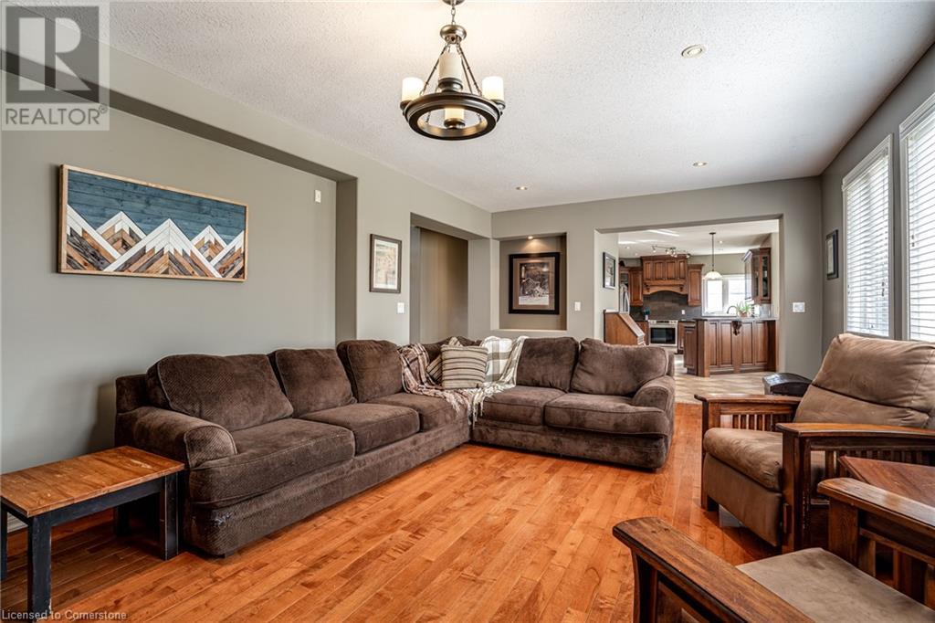 108 Sunnyridge Road, Ancaster, Ontario L0R 1R0 - Photo 14 - 40675474