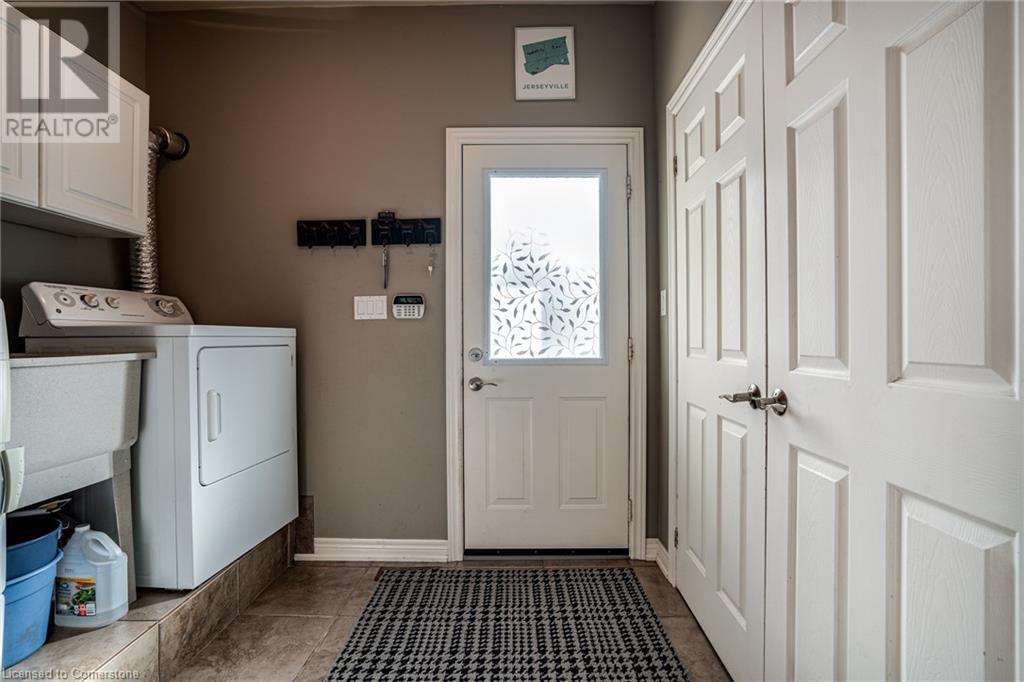 108 Sunnyridge Road, Ancaster, Ontario L0R 1R0 - Photo 33 - 40675474