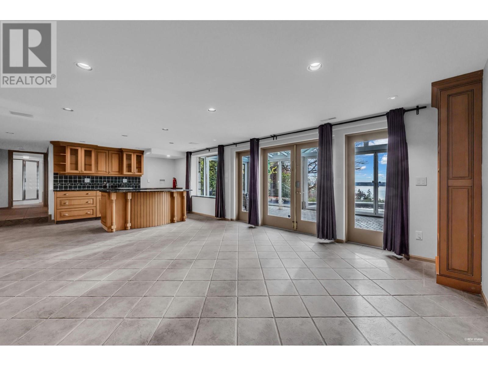 4253 Rockbank Place, West Vancouver, British Columbia  V7W 1A8 - Photo 24 - R2943073