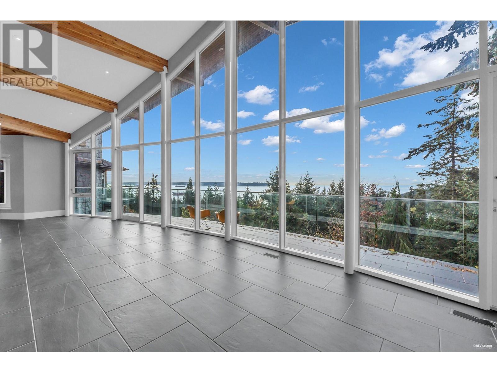 4253 Rockbank Place, West Vancouver, British Columbia  V7W 1A8 - Photo 30 - R2943073