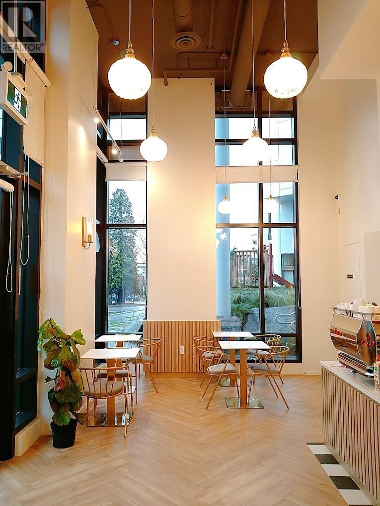 Listing Picture 5 of 6 : 4936 CAMBIE STREET, Vancouver / 溫哥華 - 魯藝地產 Yvonne Lu Group - MLS Medallion Club Member