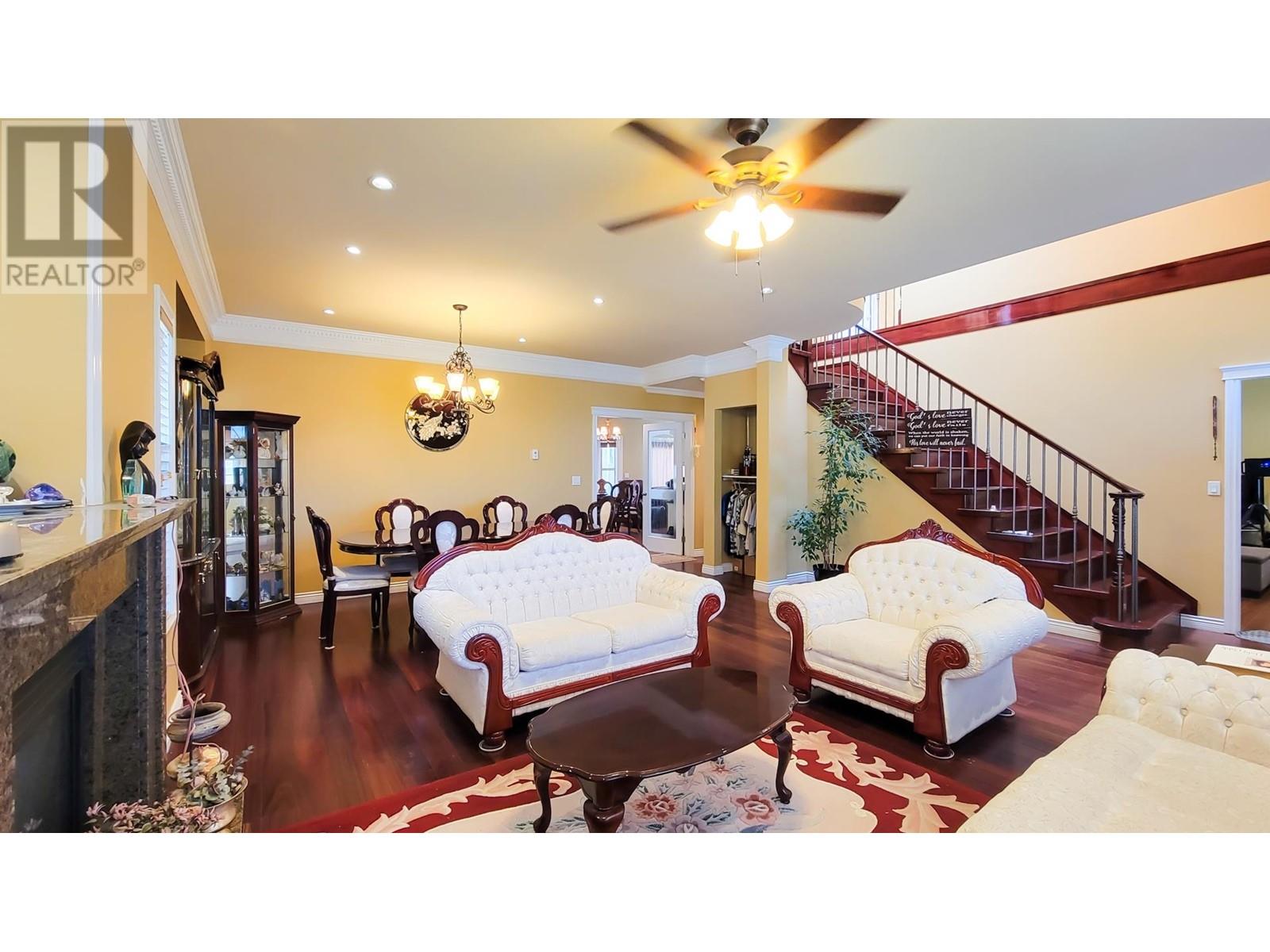 Listing Picture 7 of 40 : 7058 PATTERSON AVENUE, Burnaby / 本拿比 - 魯藝地產 Yvonne Lu Group - MLS Medallion Club Member