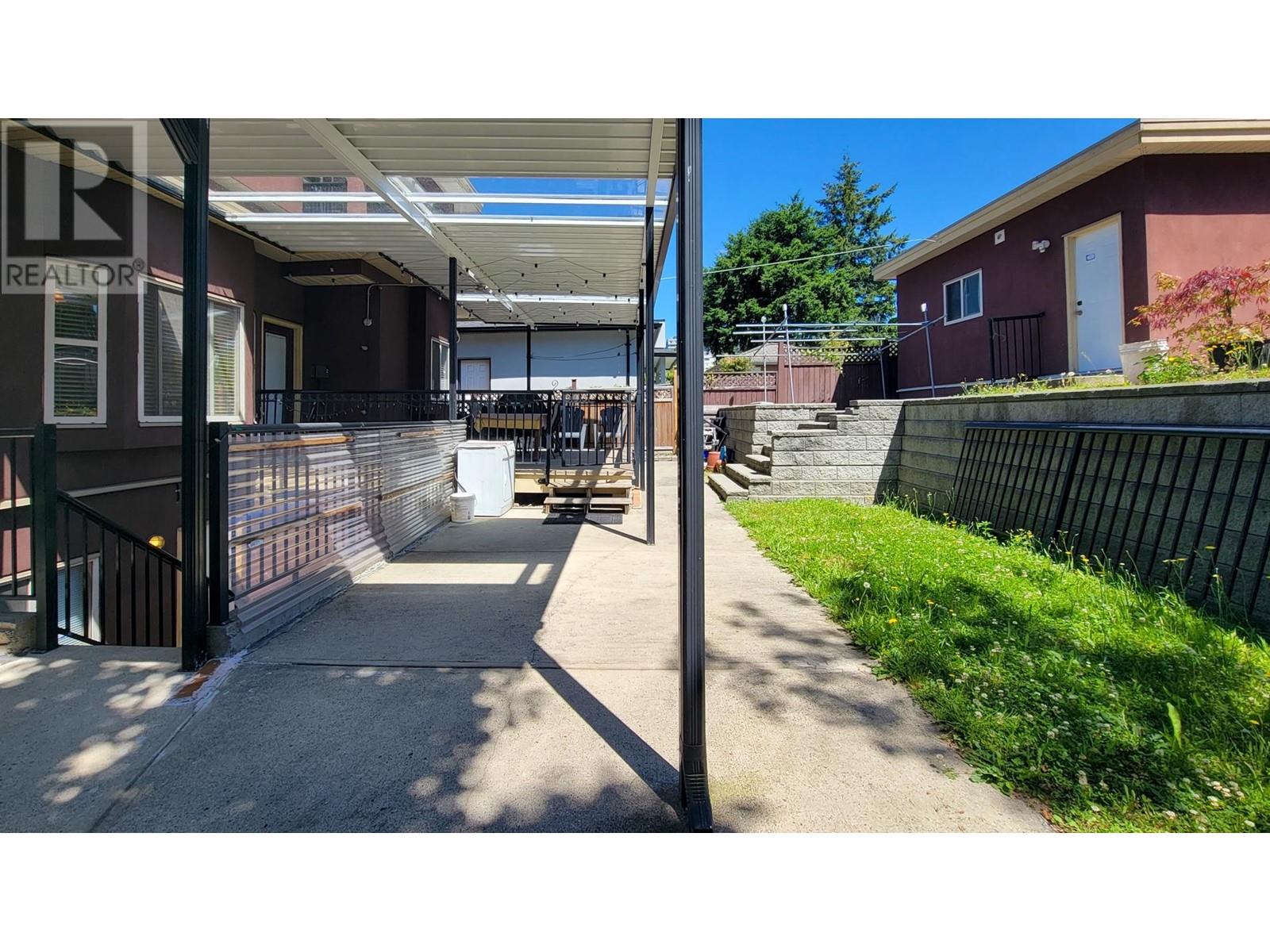 Listing Picture 40 of 40 : 7058 PATTERSON AVENUE, Burnaby / 本拿比 - 魯藝地產 Yvonne Lu Group - MLS Medallion Club Member