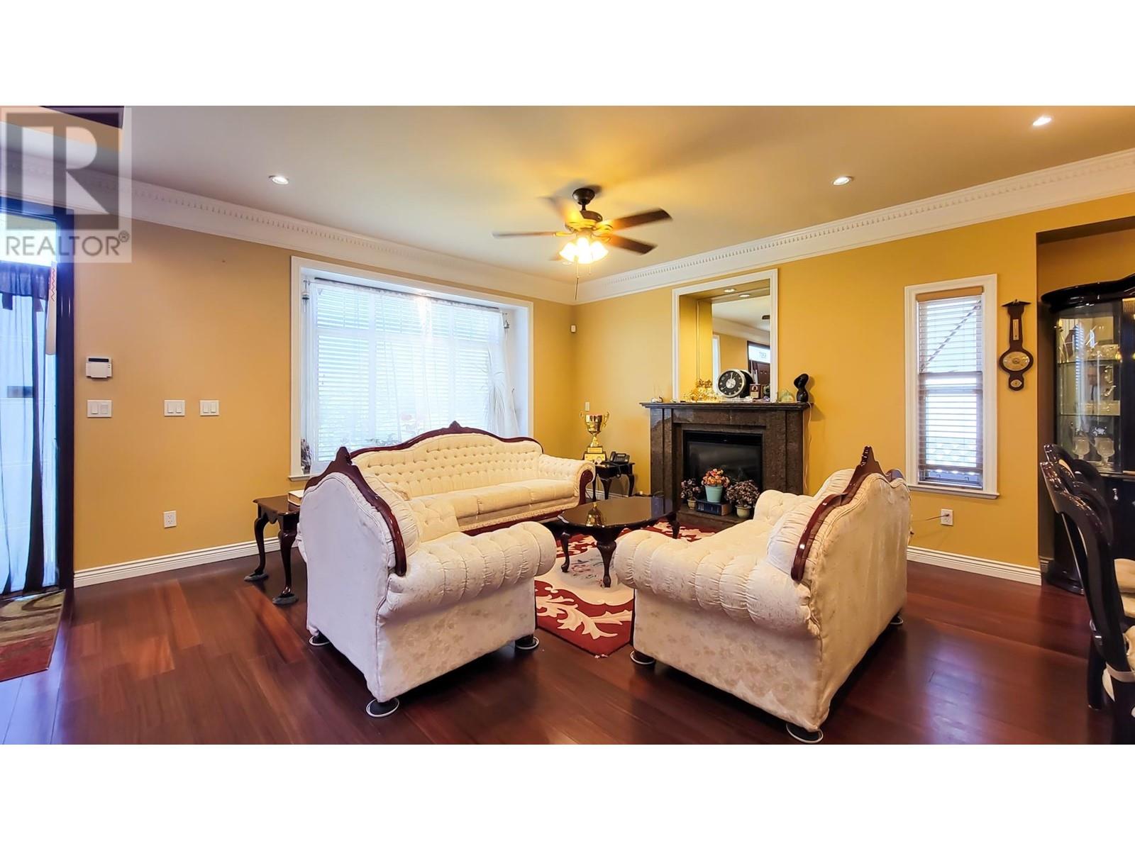 Listing Picture 5 of 40 : 7058 PATTERSON AVENUE, Burnaby / 本拿比 - 魯藝地產 Yvonne Lu Group - MLS Medallion Club Member