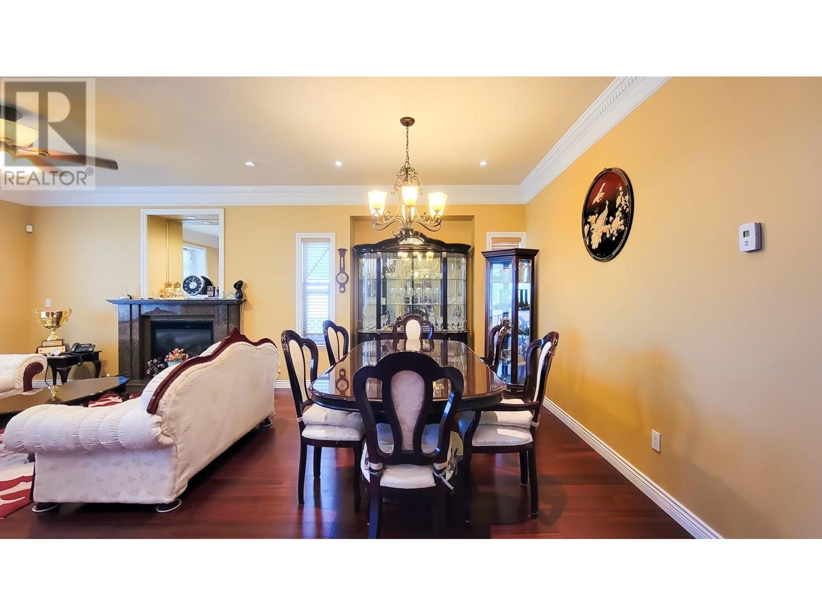 Listing Picture 8 of 40 : 7058 PATTERSON AVENUE, Burnaby / 本拿比 - 魯藝地產 Yvonne Lu Group - MLS Medallion Club Member