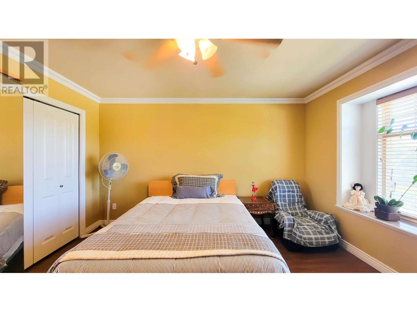 Listing Picture 27 of 40 : 7058 PATTERSON AVENUE, Burnaby / 本拿比 - 魯藝地產 Yvonne Lu Group - MLS Medallion Club Member