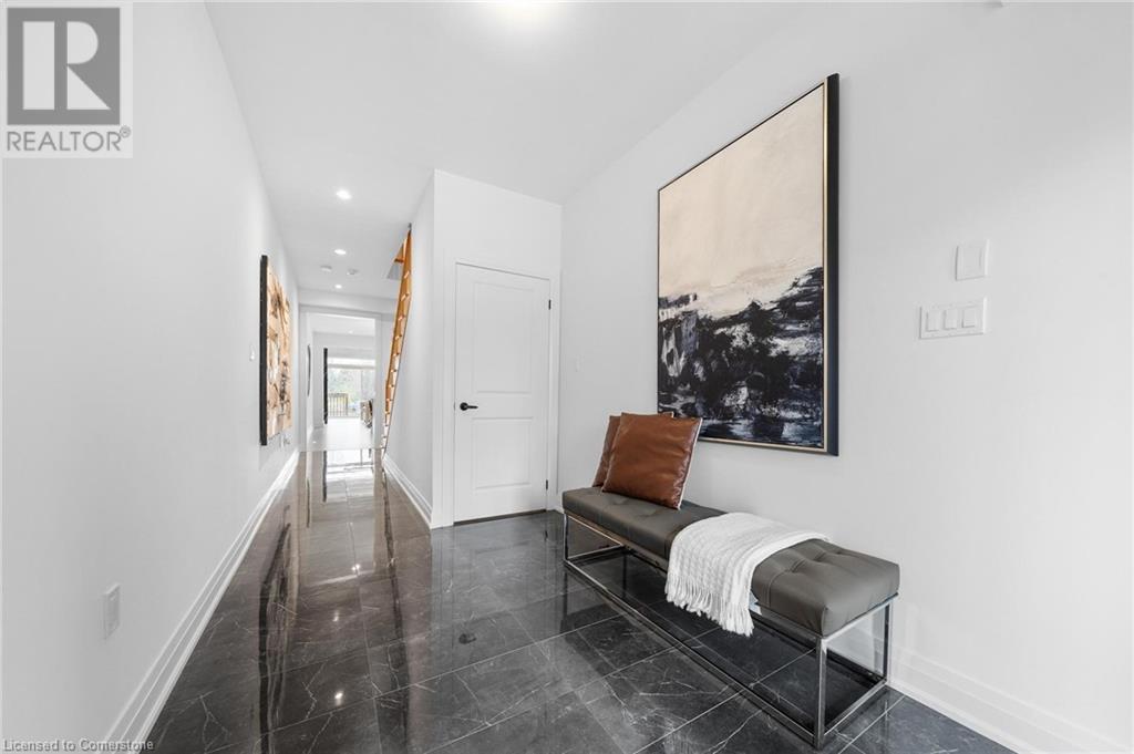 72 Melbourne Street, Hamilton, Ontario  L8P 2A6 - Photo 4 - 40675433