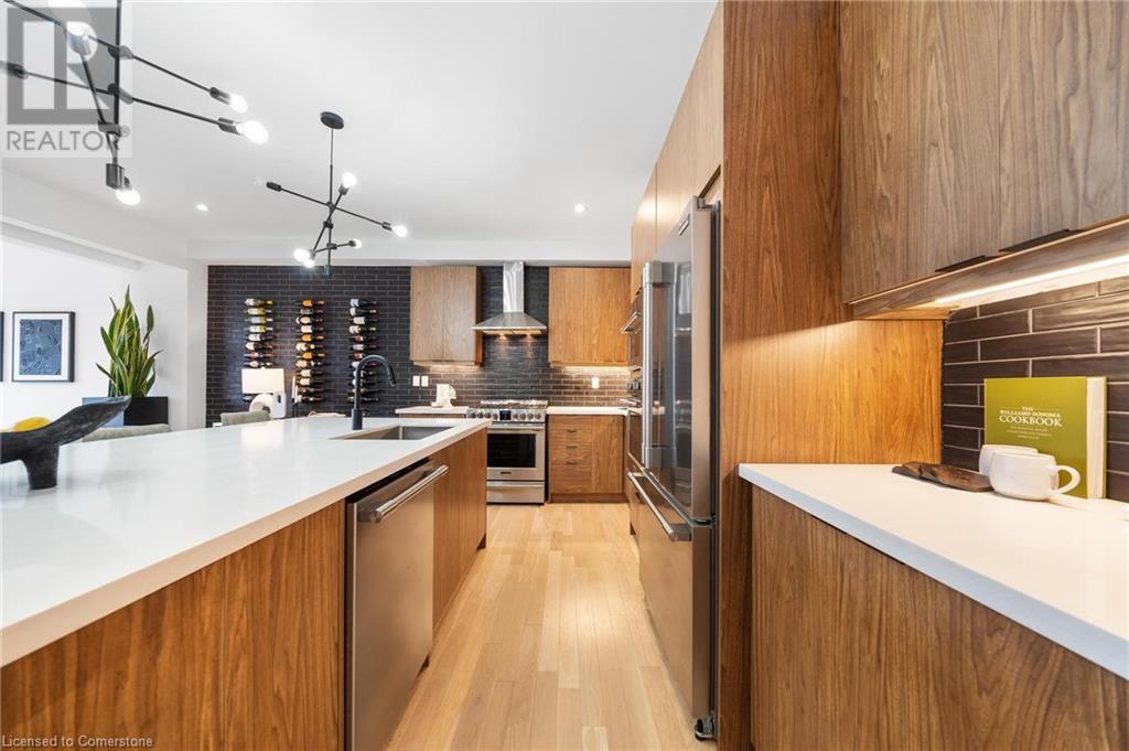 72 Melbourne Street, Hamilton, Ontario  L8P 2A6 - Photo 8 - 40675433