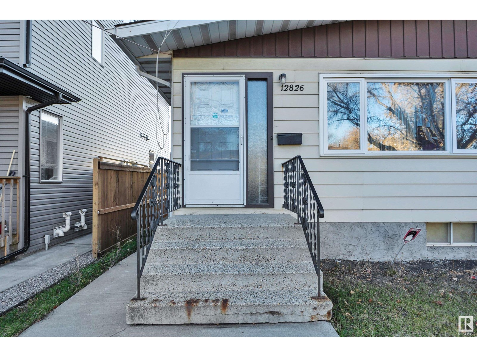 12828 68 St Nw, Edmonton, Alberta  T5C 0E7 - Photo 3 - E4413170