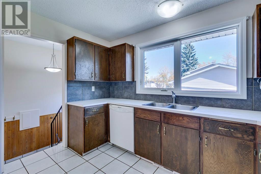 203 Lynnover Place Se, Calgary, Alberta  T2C 1L5 - Photo 13 - A2172495