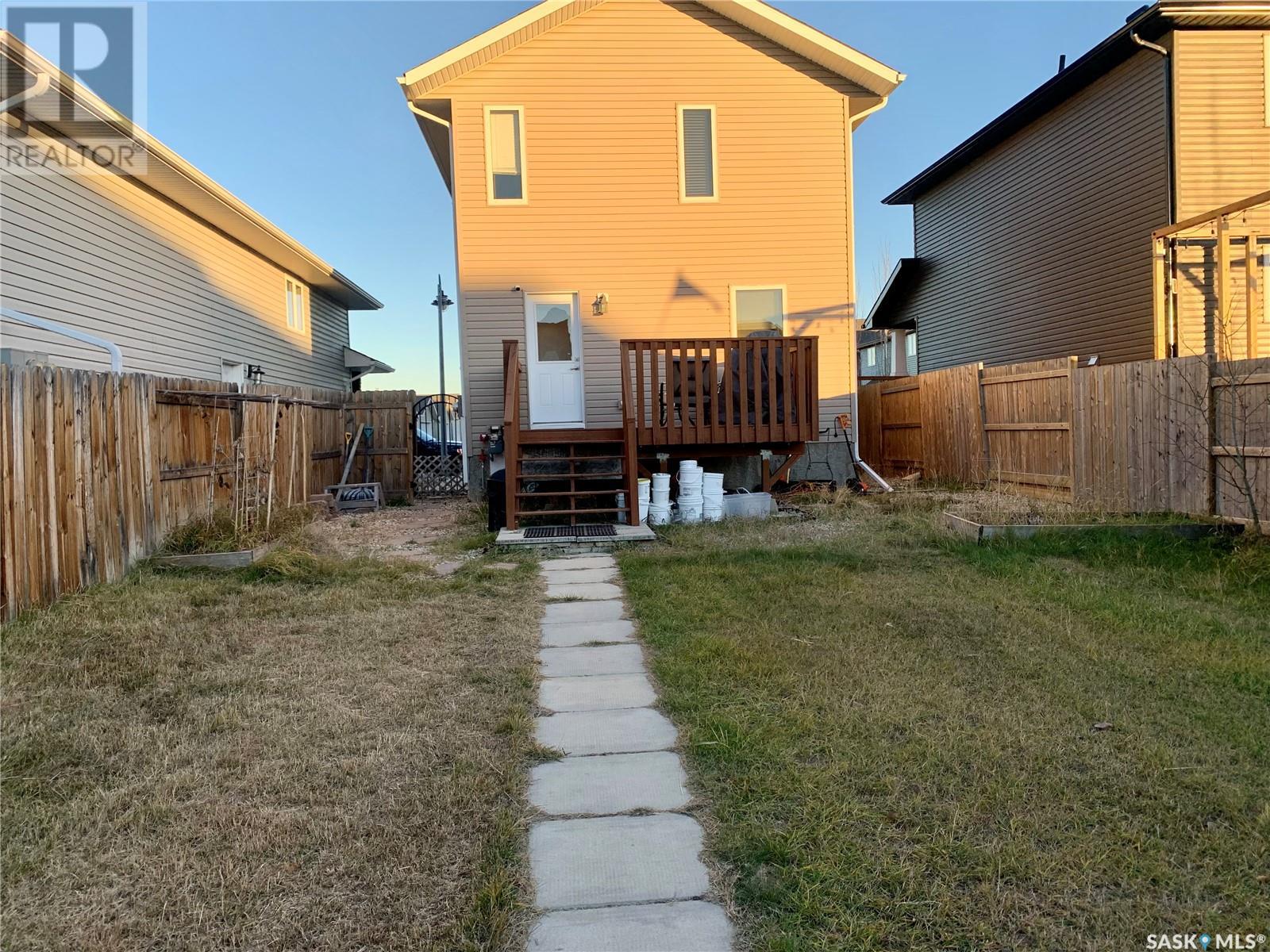 218 Veltkamp Lane, Saskatoon, Saskatchewan  S7T 0S4 - Photo 30 - SK987875