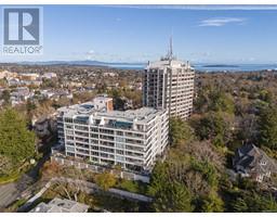 1033 Belmont St, victoria, British Columbia