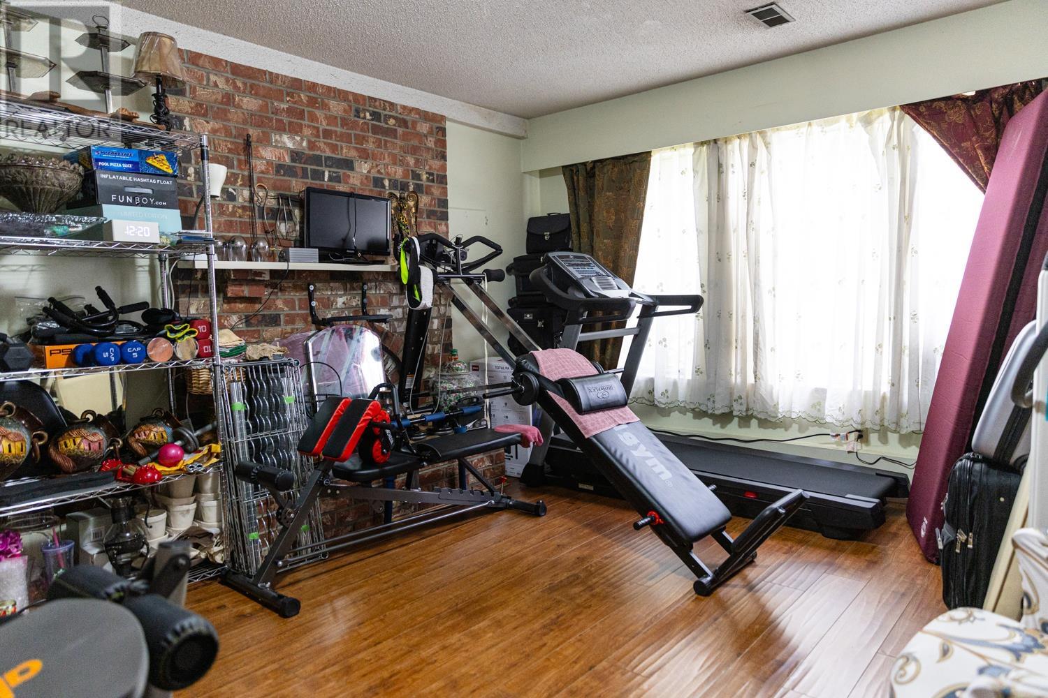 4940 Groat Avenue, Richmond, British Columbia  V7E 5E3 - Photo 17 - R2943072