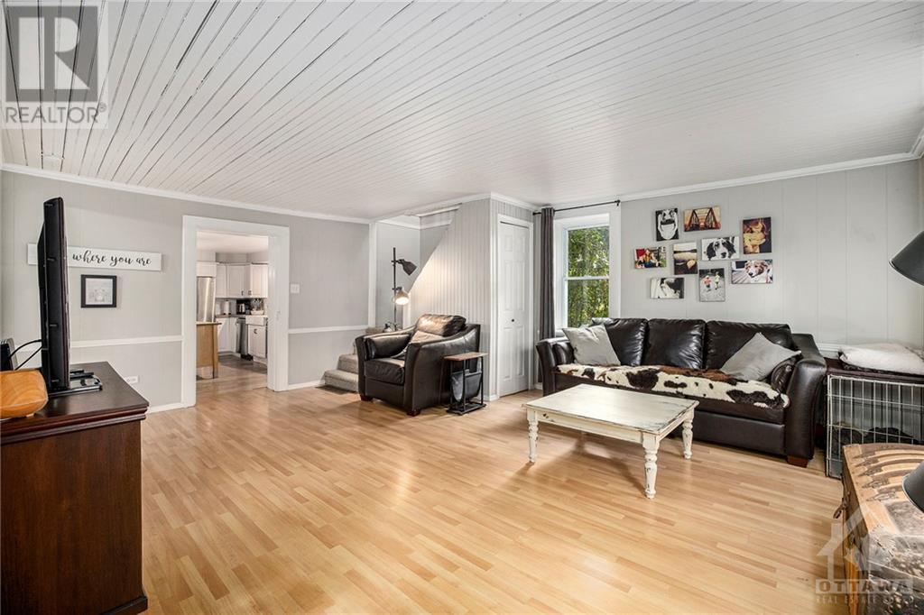 2030 Burnstown Road, Mcnab/braeside, Ontario  K7V 3Z4 - Photo 5 - X10419296