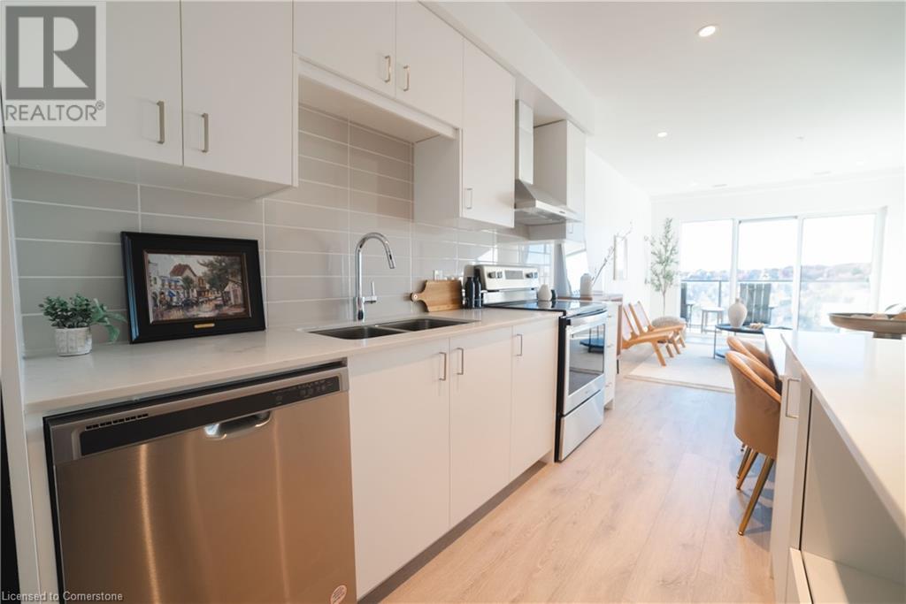 Property at 15 GLEBE Street Unit# 1312 image 5
