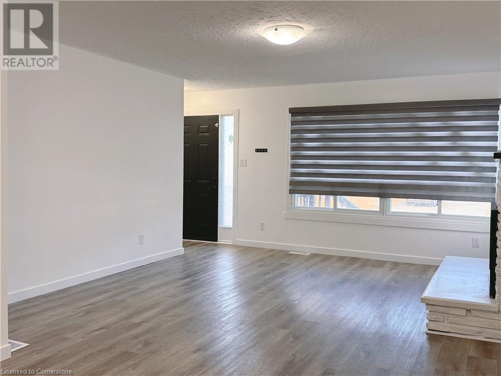 25 Crown Street, Trenton, Ontario  K8V 1N7 - Photo 2 - 40675223