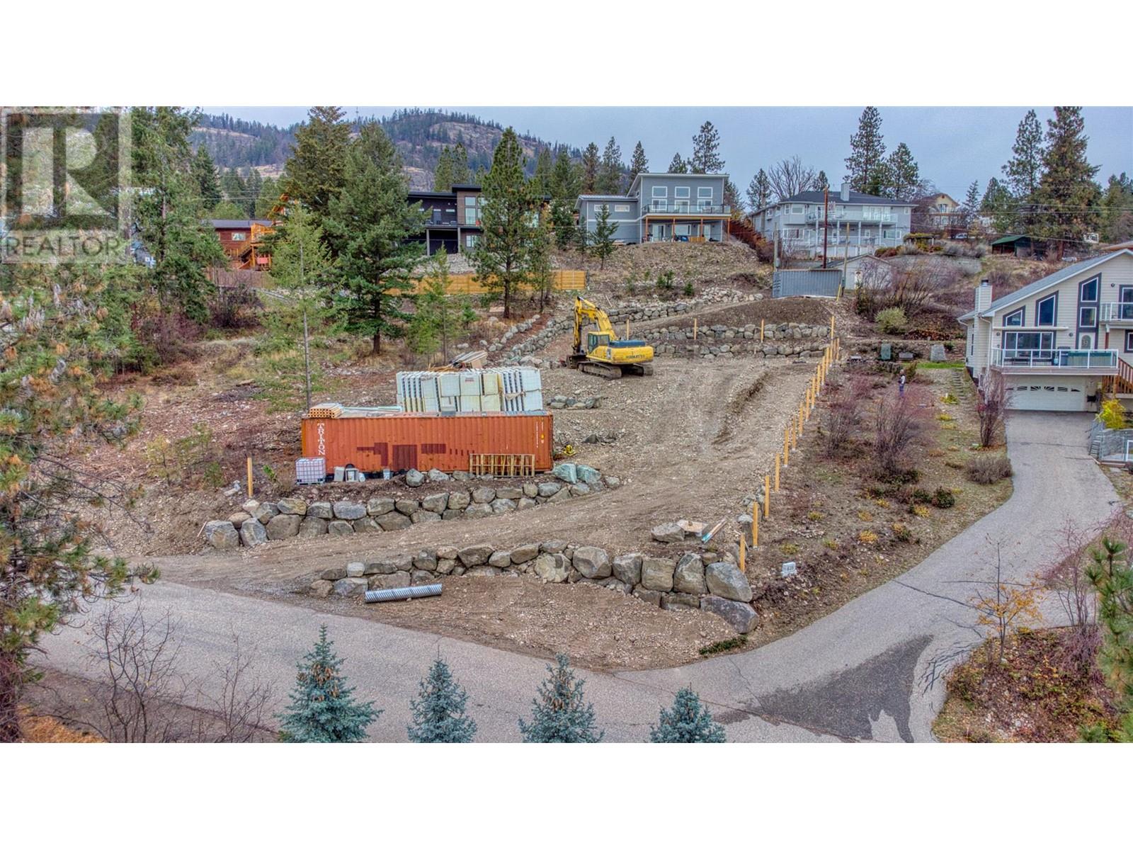 Property at 627 Mountain Drive image 1