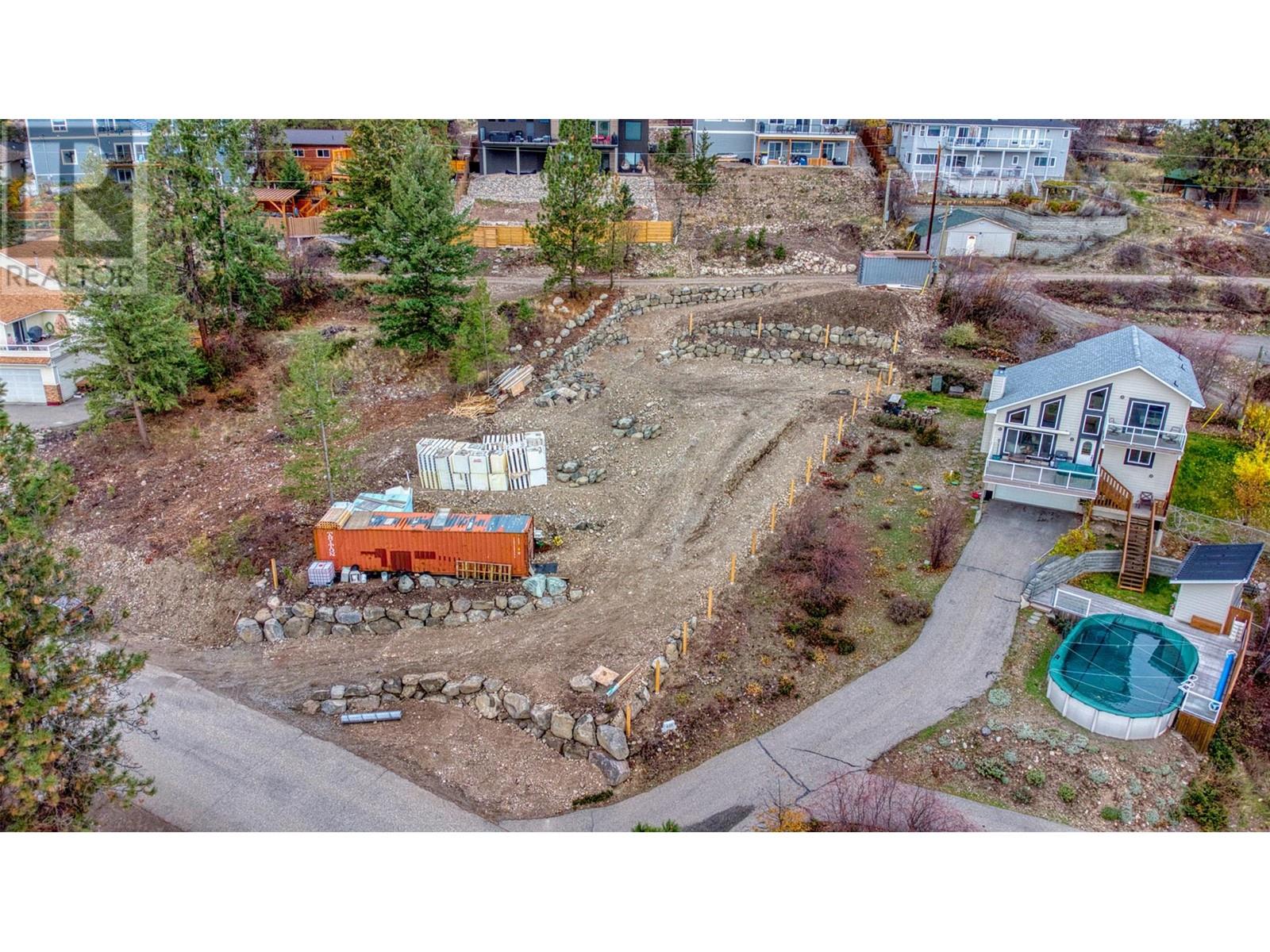 Property at 627 Mountain Drive image 2