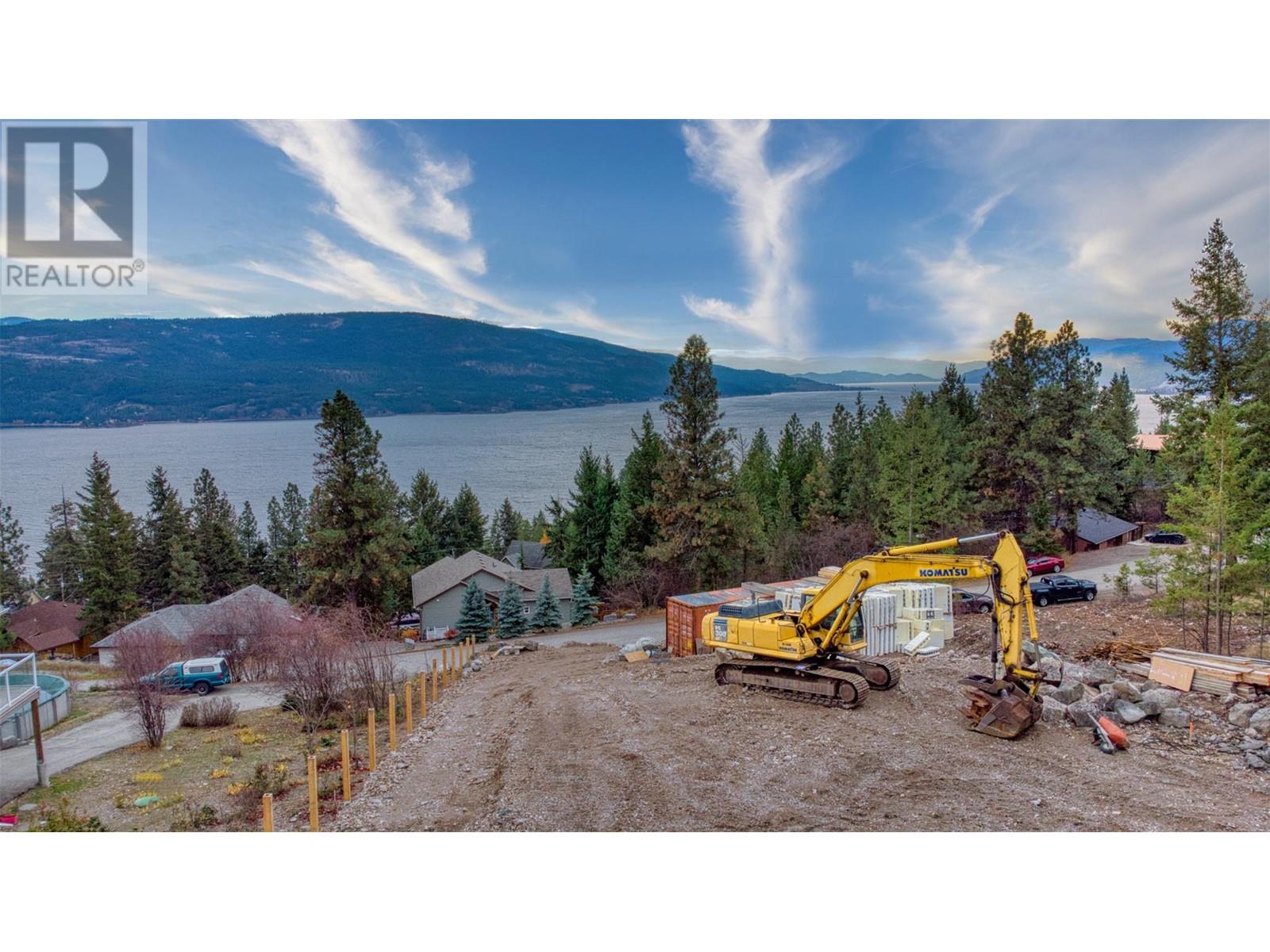 Property at 627 Mountain Drive image 3