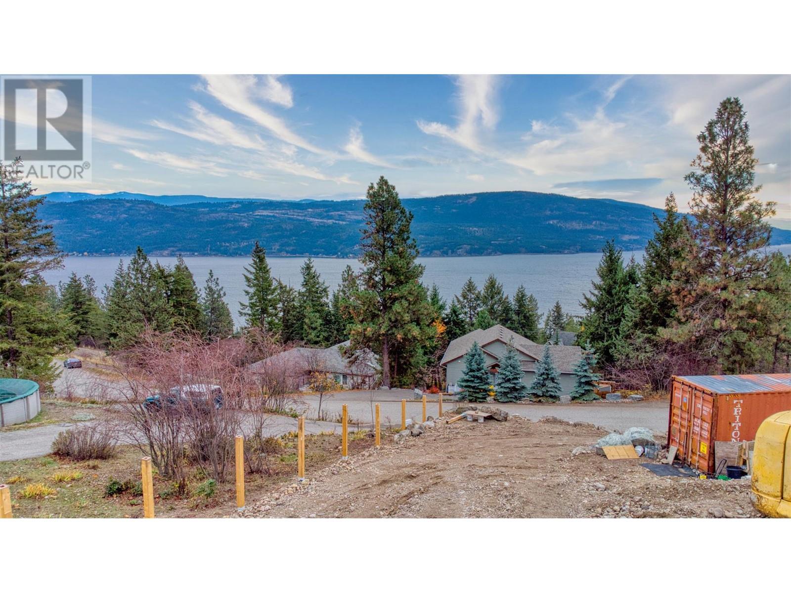 Property at 627 Mountain Drive image 4