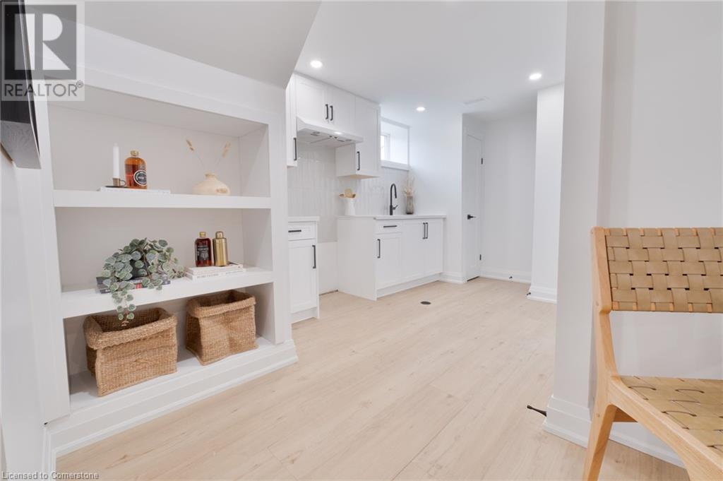 221 Federal Street Unit# Lower, Stoney Creek, Ontario  L8E 1P2 - Photo 5 - 40659869