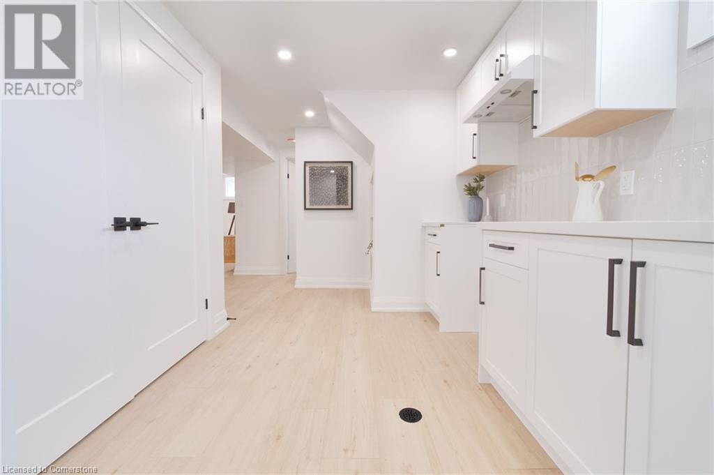 221 Federal Street Unit# Lower, Stoney Creek, Ontario  L8E 1P2 - Photo 6 - 40659869