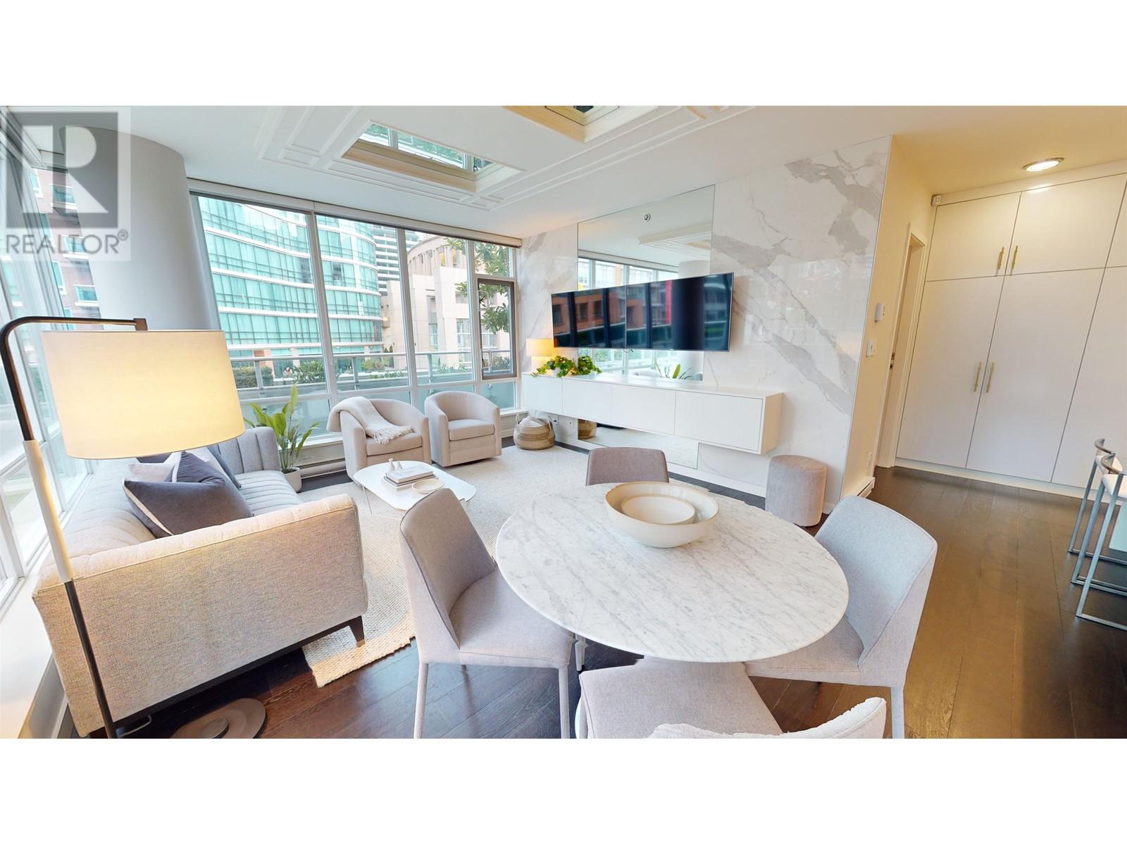 Listing Picture 2 of 20 : 505 833 HOMER STREET, Vancouver / 溫哥華 - 魯藝地產 Yvonne Lu Group - MLS Medallion Club Member