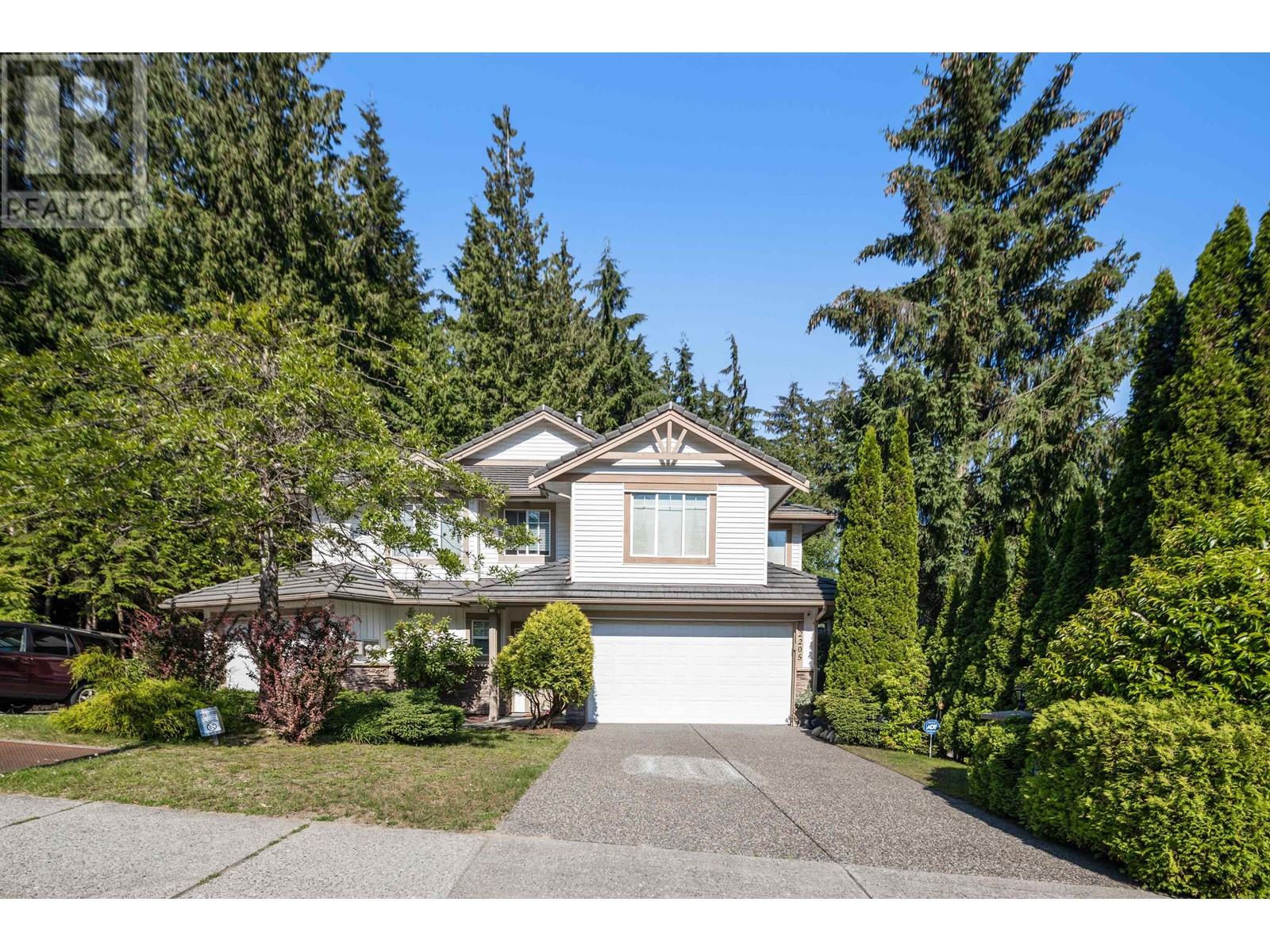 2205 PARKWAY BOULEVARD, coquitlam, British Columbia