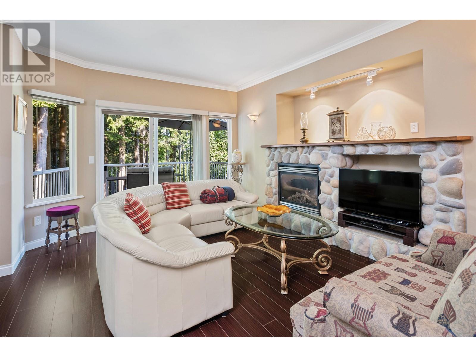2205 Parkway Boulevard, Coquitlam, British Columbia  V3E 3P8 - Photo 14 - R2943153