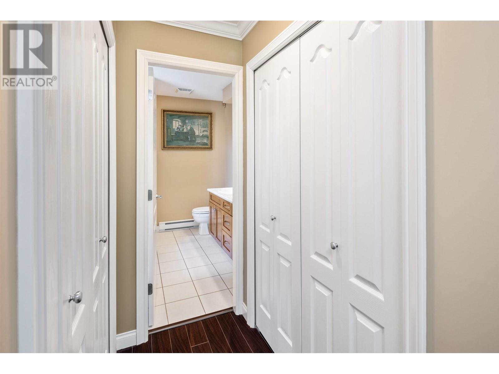 2205 Parkway Boulevard, Coquitlam, British Columbia  V3E 3P8 - Photo 34 - R2943153