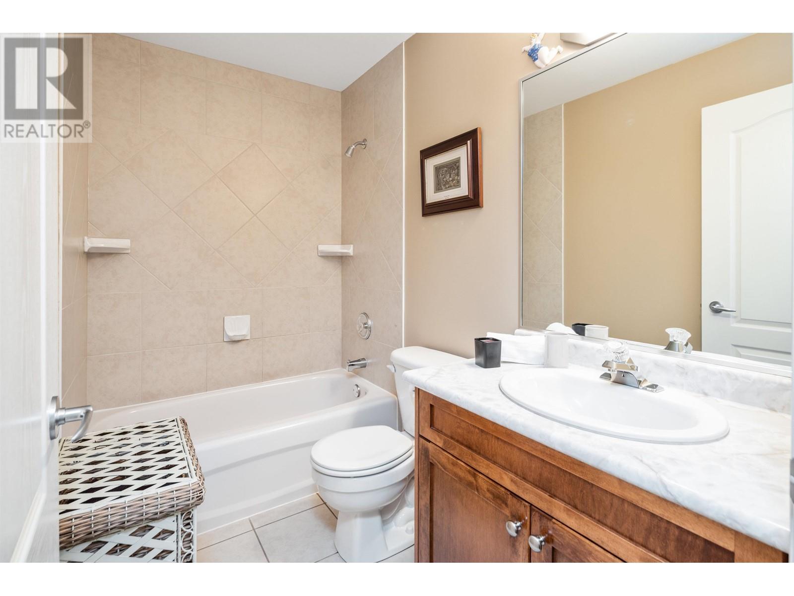 2205 Parkway Boulevard, Coquitlam, British Columbia  V3E 3P8 - Photo 36 - R2943153