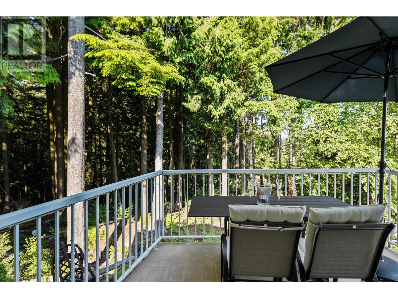 2205 Parkway Boulevard, Coquitlam, British Columbia  V3E 3P8 - Photo 4 - R2943153