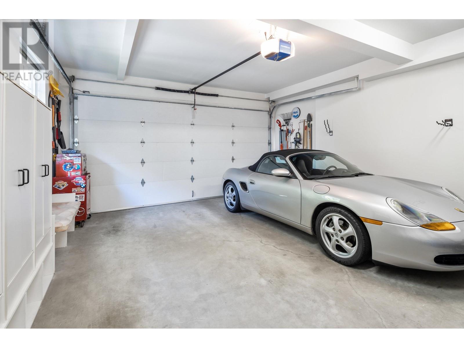 2205 Parkway Boulevard, Coquitlam, British Columbia  V3E 3P8 - Photo 40 - R2943153
