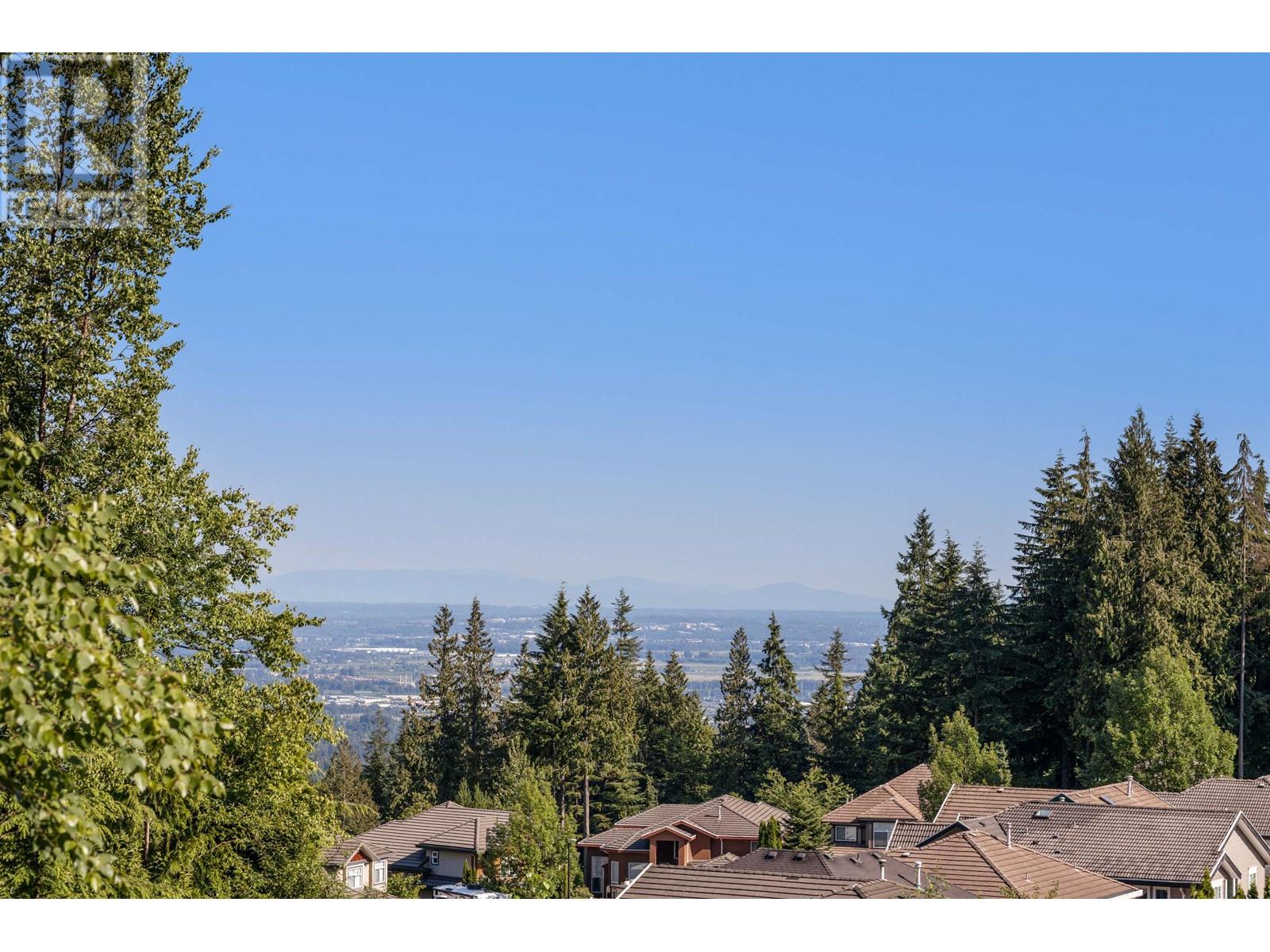 2205 Parkway Boulevard, Coquitlam, British Columbia  V3E 3P8 - Photo 5 - R2943153