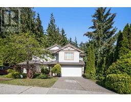 2205 PARKWAY BOULEVARD, Coquitlam, British Columbia