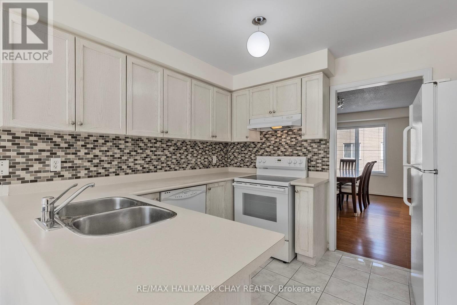 35 - 1075 Ellesmere Road, Toronto, Ontario  M1P 5C3 - Photo 12 - E10415579