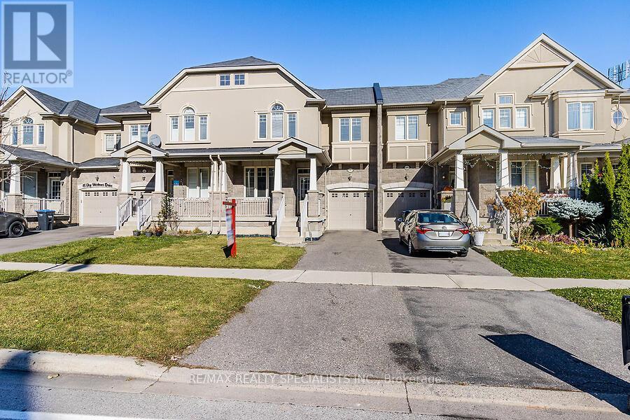 11 Sky Harbour Drive, Brampton, Ontario  L6Y 0V7 - Photo 2 - W10415637