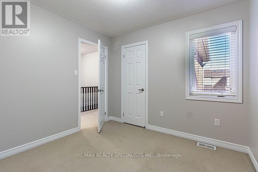 11 Sky Harbour Drive, Brampton, Ontario  L6Y 0V7 - Photo 29 - W10415637