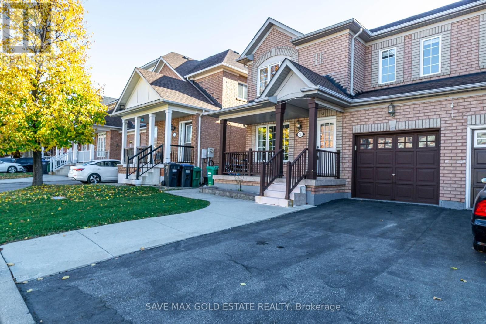 75 Saintsbury Crescent, Brampton, Ontario  L6R 2V9 - Photo 3 - W10415668