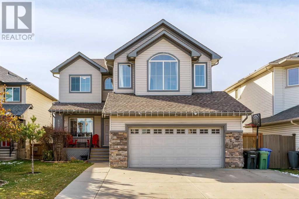 507 Westmount Close, Okotoks, Alberta