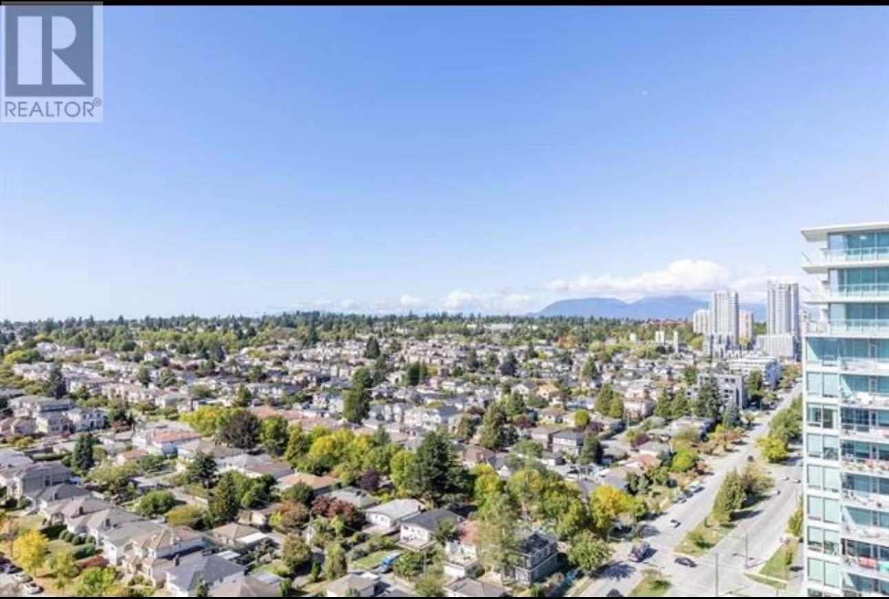 Listing Picture 4 of 16 : 2502 8131 NUNAVUT LANE, Vancouver / 溫哥華 - 魯藝地產 Yvonne Lu Group - MLS Medallion Club Member