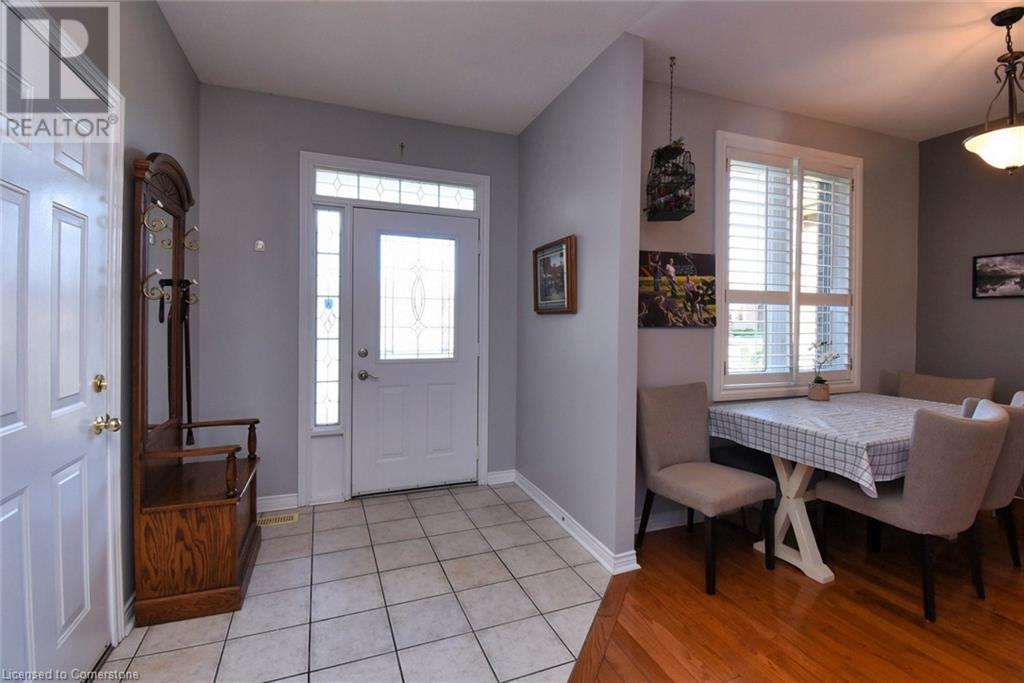 Property at 39 TWENTY PLACE Boulevard image 4