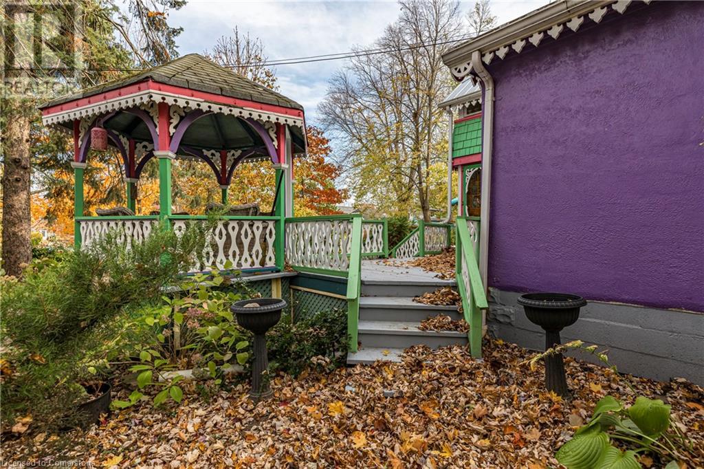 26 Auditorium Circle, Grimsby, Ontario  L3M 2R5 - Photo 8 - 40675546