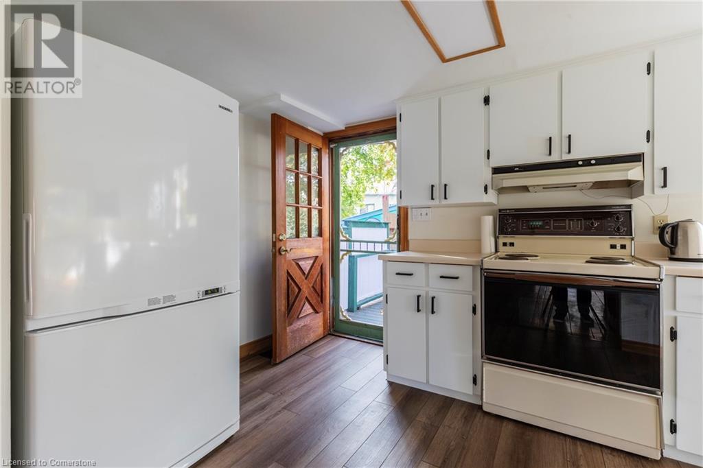 26 Auditorium Circle, Grimsby, Ontario  L3M 2R5 - Photo 21 - 40675546