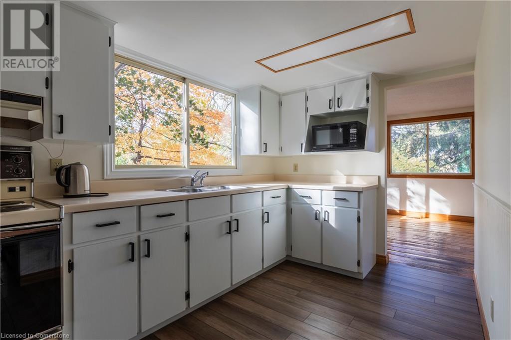 26 Auditorium Circle, Grimsby, Ontario  L3M 2R5 - Photo 22 - 40675546