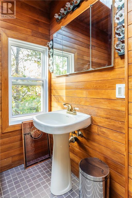 26 Auditorium Circle, Grimsby, Ontario  L3M 2R5 - Photo 35 - 40675546