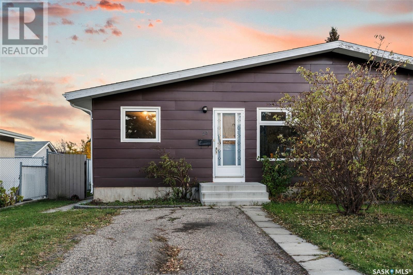 28 Anderson CRESCENT, saskatoon, Saskatchewan