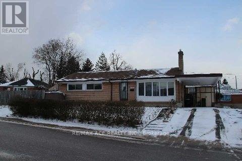 Main - 73 Maywood ParkToronto (Kennedy Park), Ontario  M1K 2H1 - Photo 1 - E10415922