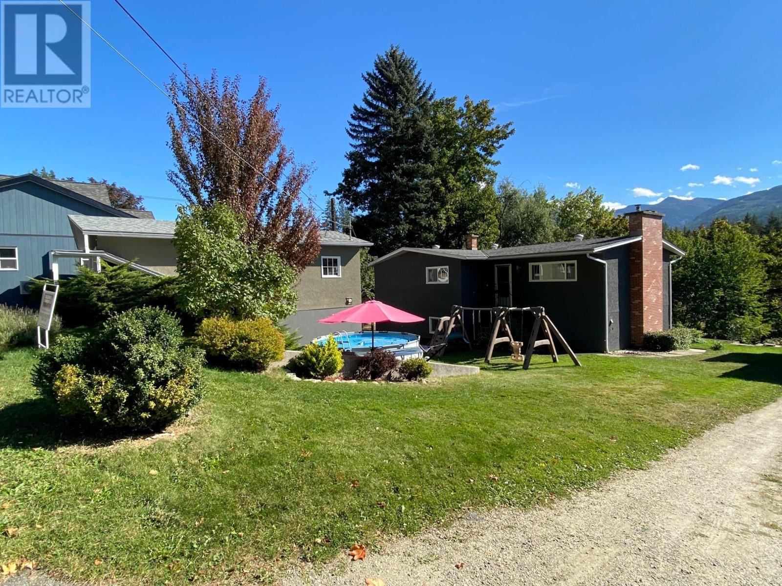 3164 MURRAY Road South Slocan