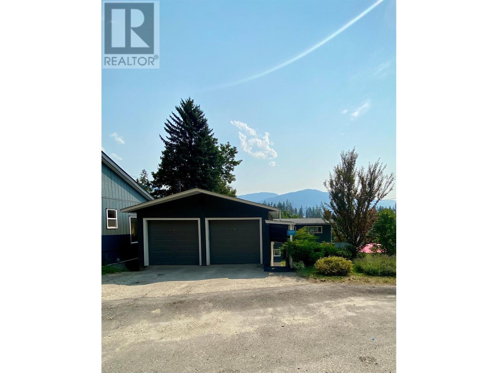 3164 MURRAY Road South Slocan